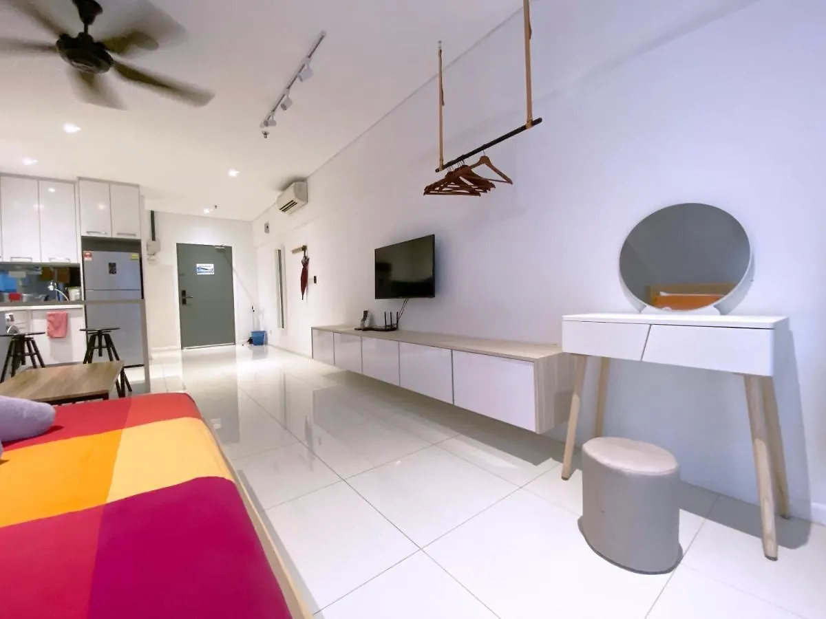 Mercu Summer Suite Klcc @ Penguin Homes