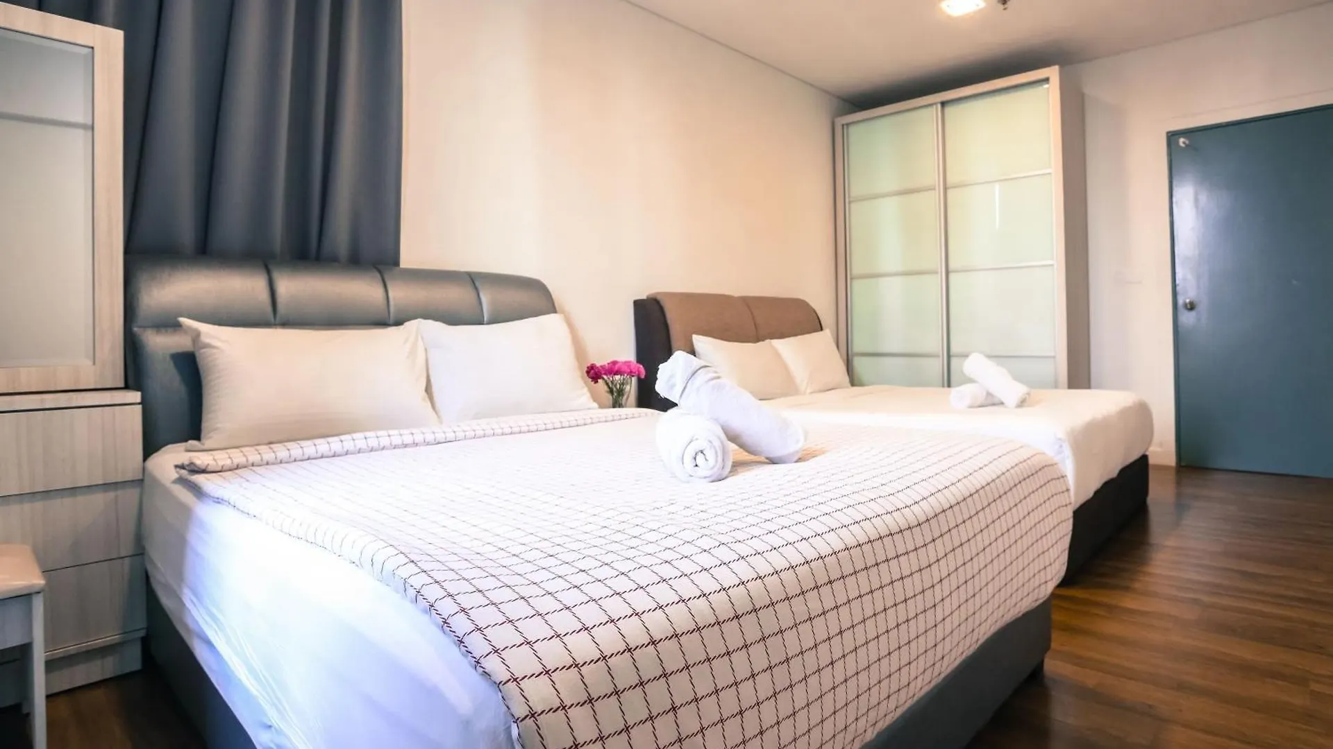 Mercu Summer Suite Klcc @ Penguin Homes Malaysia