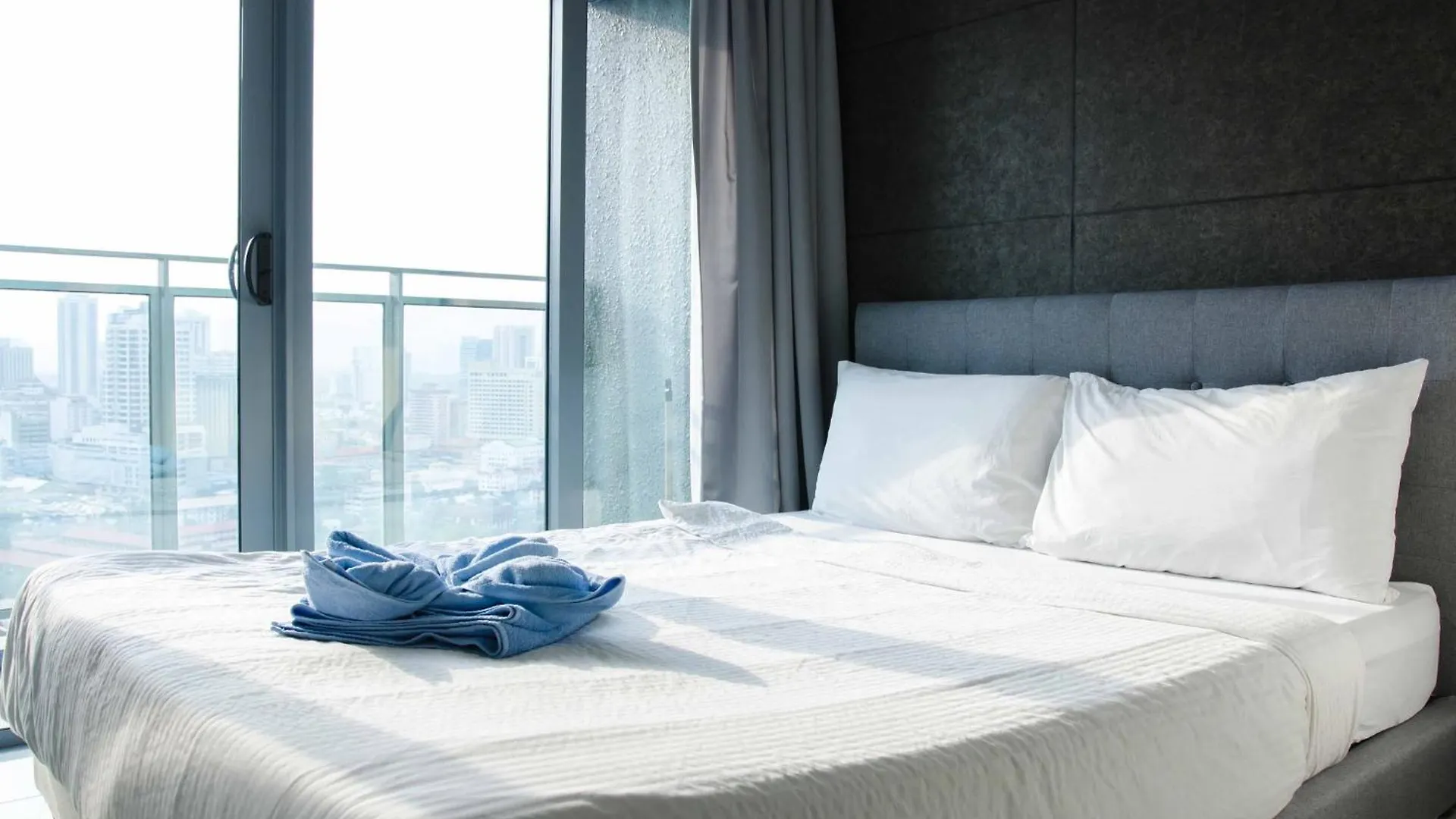 Mercu Summer Suite Klcc @ Penguin Homes Kuala Lumpur